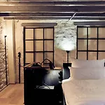 Fisher's Loft 3*
