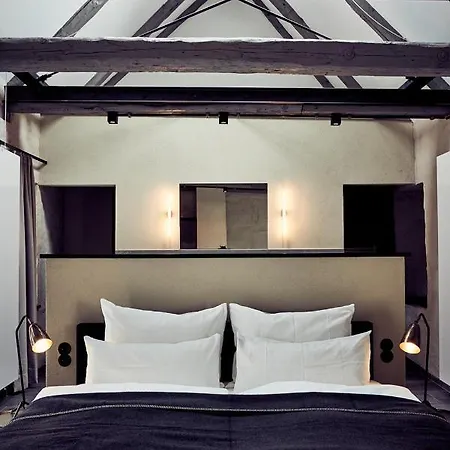 Fisher's Loft Szálloda 3*