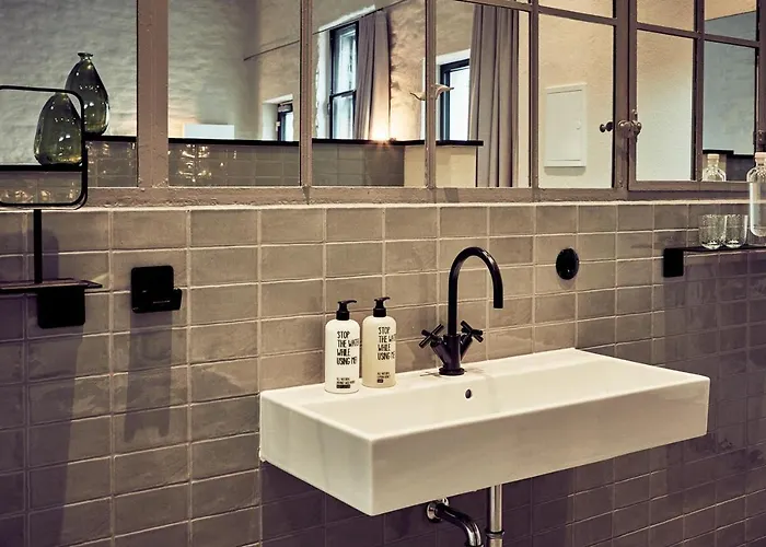 Fisher's Loft 3*
